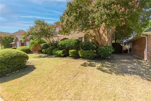 1812 Canoe Way, Carrollton, TX 75010 - Photo 35