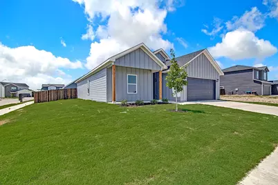 213 Marble Creek Drive, Fort Worth, TX 76131 - Photo 1