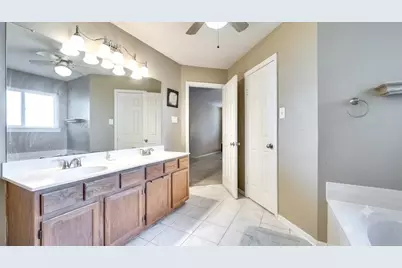 2600 Crepe Myrtle Drive, Flower Mound, TX 75028 - Photo 13
