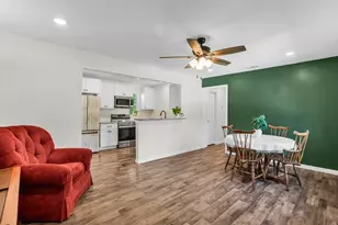 2705 Brockbank Dr, Irving, TX 75062 - Photo 9