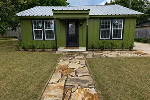 254 W Frey St, Stephenville, TX 76401 - Photo 1