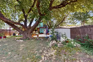 4651 Timberwood Dr, Dallas, TX 75211 - Photo 39