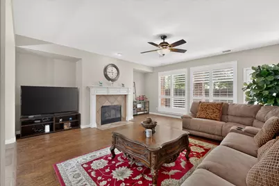 15827 Buffalo Creek Drive, Frisco, TX 75035 - Photo 9
