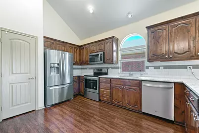 13149 Red Robin Drive, Fort Worth, TX 76244 - Photo 17
