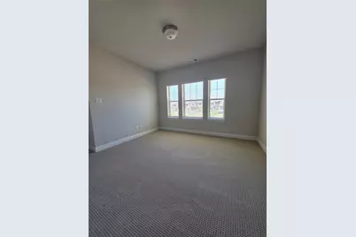 708 Treaty Oak Drive, Lewisville, TX 75056 - Photo 17