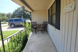 829 E Mustang St, Crowley, TX 76036 - Photo 25