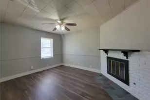 829 E Mustang St, Crowley, TX 76036 - Photo 7
