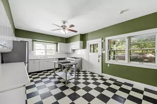 1119 W Walker St, Denison, TX 75020 - Photo 15