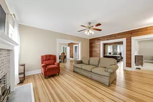 1119 W Walker St, Denison, TX 75020 - Photo 7