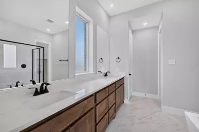 1625 Thicket Hill Drive, Van Alstyne, TX 75495 - Photo 13
