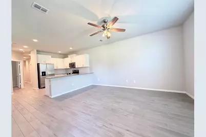 4808 Sparkling Pathway, Haltom City, TX 76117 - Photo 3