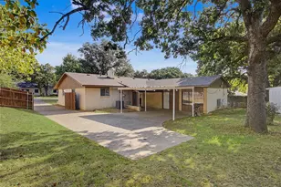 7232 Monterrey Dr, Fort Worth, TX 76112 - Photo 33
