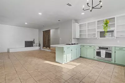 7232 Monterrey Drive, Fort Worth, TX 76112 - Photo 13