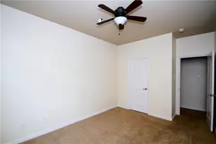 4233 Swan Forest Dr, Carrollton, TX 75010 - Photo 7