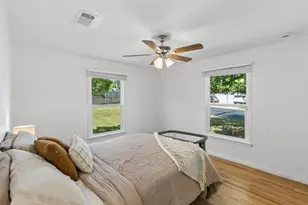 714 NW 6th St, Grand Prairie, TX 75050 - Photo 19