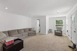 714 NW 6th St, Grand Prairie, TX 75050 - Photo 11