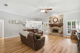 1703 Oakmeadow Dr, Decatur, TX 76234 - Photo 15