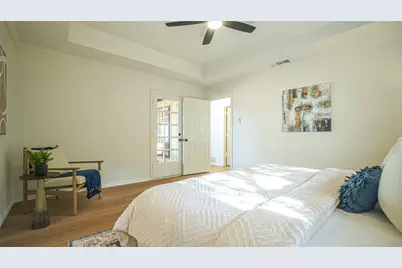 1917 Middle Glen Drive, Carrollton, TX 75007 - Photo 15