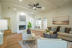 1917 Middle Glen Dr, Carrollton, TX 75007 - Photo 15