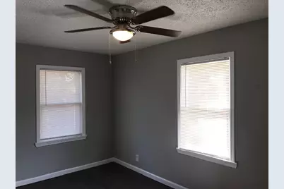 2417 Lowriemore Lane, Fort Worth, TX 76105 - Photo 3