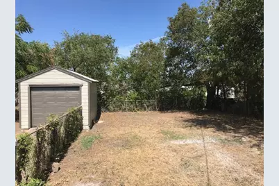 2417 Lowriemore Lane, Fort Worth, TX 76105 - Photo 7