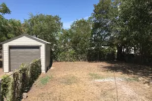 2417 Lowriemore Ln, Fort Worth, TX 76105 - Photo 7