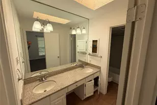 18240 Midway Rd, Dallas, TX 75287 - Photo 11