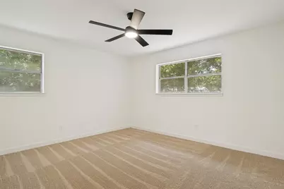 1907 Armstrong Street, Cleburne, TX 76033 - Photo 15