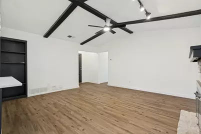 1907 Armstrong Street, Cleburne, TX 76033 - Photo 7