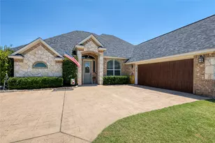 2821 Willow Ridge Cir, Granbury, TX 76049 - Photo 1