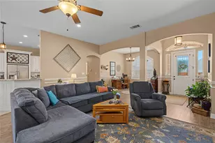 2821 Willow Ridge Cir, Granbury, TX 76049 - Photo 11