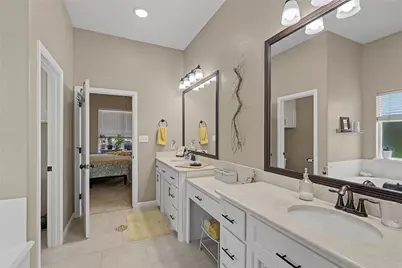 2821 Willow Ridge Circle, Granbury, TX 76049 - Photo 23