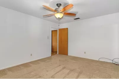401 S Beverly Street, Crowley, TX 76036 - Photo 27