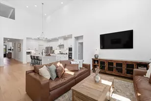628 Florence Trl, Little Elm, TX 76227 - Photo 5