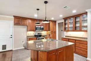 176 Seaside Dr, Gun Barrel City, TX 75156 - Photo 5