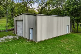 7250 Briar Rd, Azle, TX 76020 - Photo 37