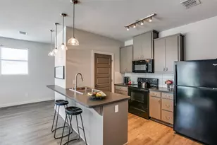 906 W Cannon St, Fort Worth, TX 76104 - Photo 5