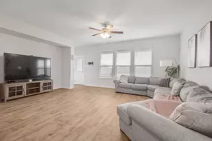 15957 Charing Cross Dr, Fort Worth, TX 76247 - Photo 23