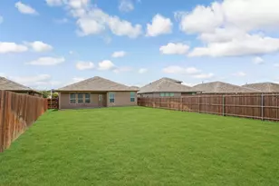 15957 Charing Cross Dr, Fort Worth, TX 76247 - Photo 3