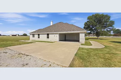 340 Red Baron Drive, Rhome, TX 76078 - Photo 11