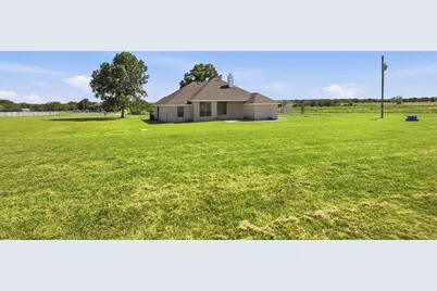 340 Red Baron Drive, Rhome, TX 76078 - Photo 13