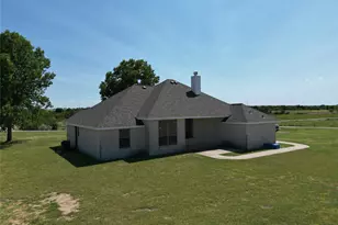 340 Red Baron Dr, Rhome, TX 76078 - Photo 15