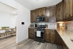 209 N Ave B, Springtown, TX 76082 - Photo 9