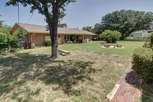 1706 Goodwin Dr, Mineral Wells, TX 76067 - Photo 35