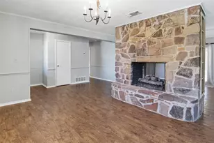 1706 Goodwin Dr, Mineral Wells, TX 76067 - Photo 13