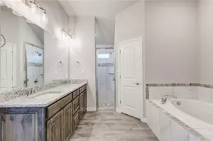 3050 Meandering Way, Granbury, TX 76049 - Photo 11