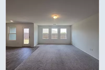 633 Quail Meadows Drive, Cleburne, TX 76031 - Photo 11