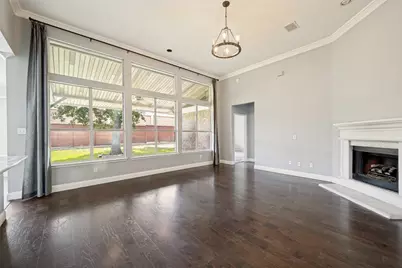 4849 Gloucester Drive, Grand Prairie, TX 75052 - Photo 7
