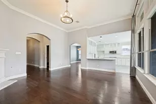 4849 Gloucester Dr, Grand Prairie, TX 75052 - Photo 9