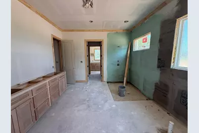 8105 Spicewood Springs Road, Waco, TX 76633 - Photo 15